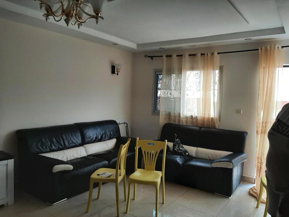Apartamento Signorile Jo Yaoundé Exterior foto